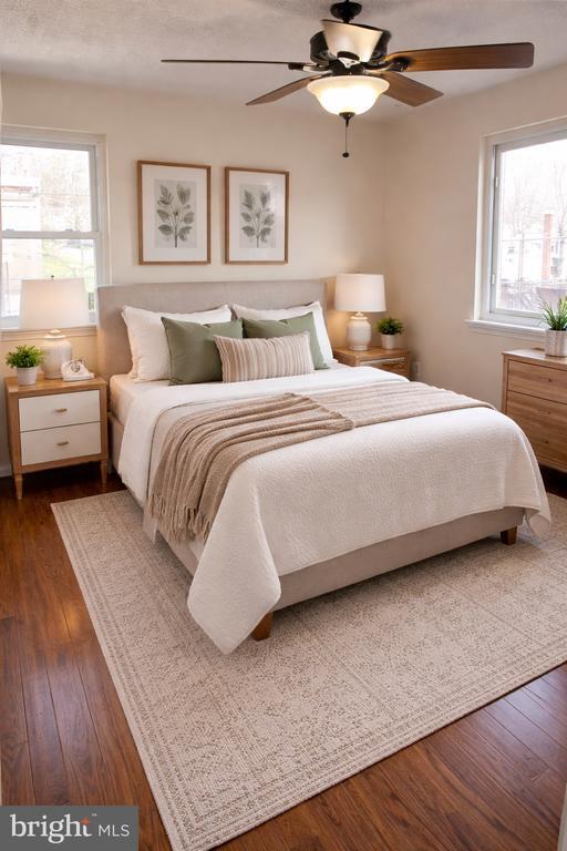 Photo - 126 Webster St NE