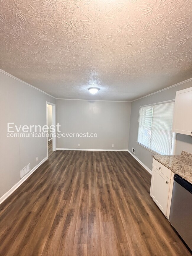 Photo - 539 Green St