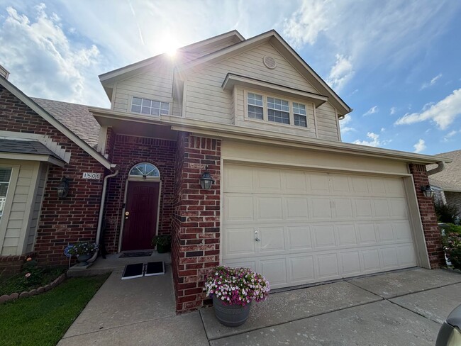 Photo - Broken Arrow Union Schools Single Family Home for Rent 5 beds 2.5 bath