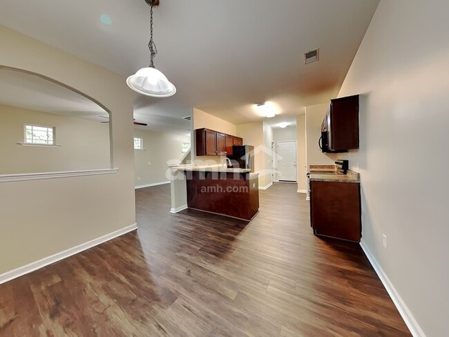 Photo - 60 Summer Hill Way