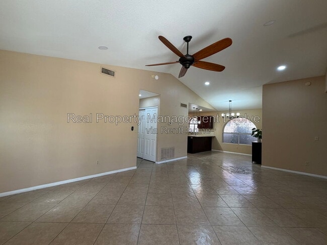 Photo - 7568 W Kerry Ln
