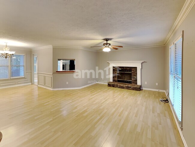 Photo - 420 Etowah Valley Way