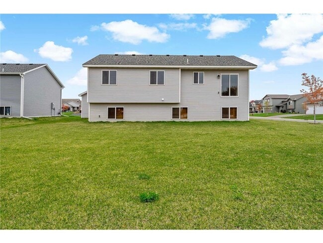 Photo - 7713 Lambert Cir NE