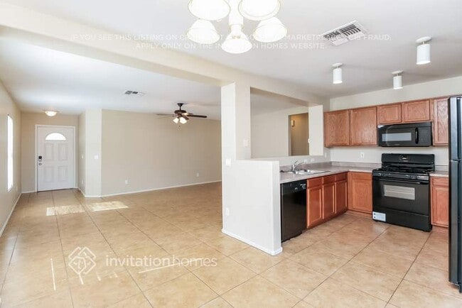 Photo - 6050 W Pueblo Ave