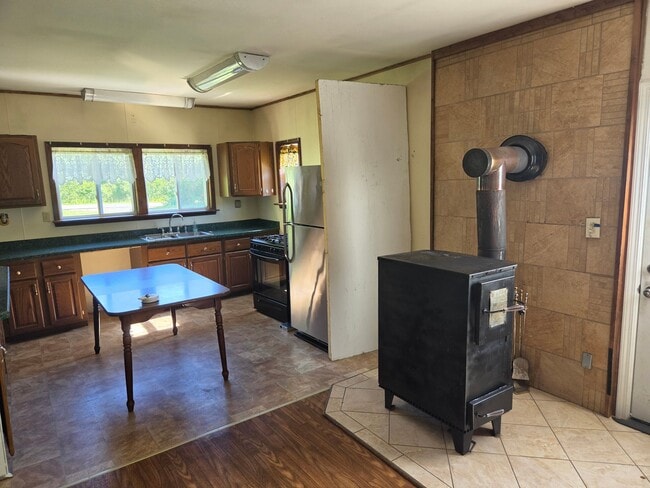 Photo - 5648 Cheney Rd Unit 1