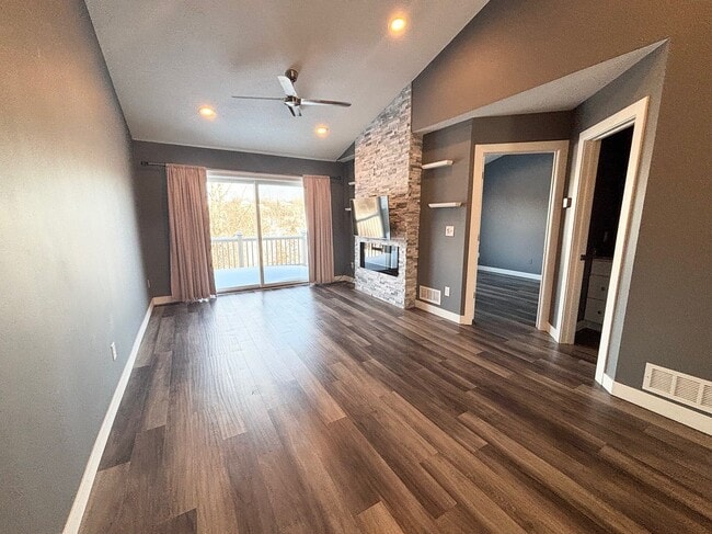 Photo - 8764 Coffman Path