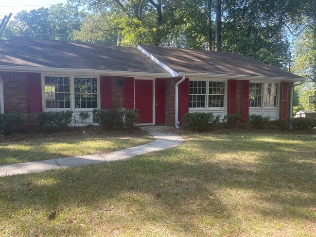 Building Photo - The Beech House at East Point