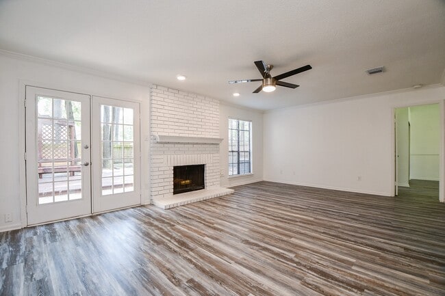 Photo - 3934 Forest Village Dr