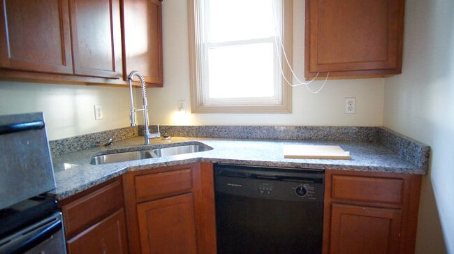 Photo - 230 Bay View Ave Unidad 1