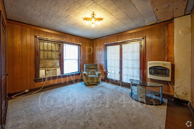 Building Photo - Studio Apartment - All Bills Paid Unit Apt. #10
