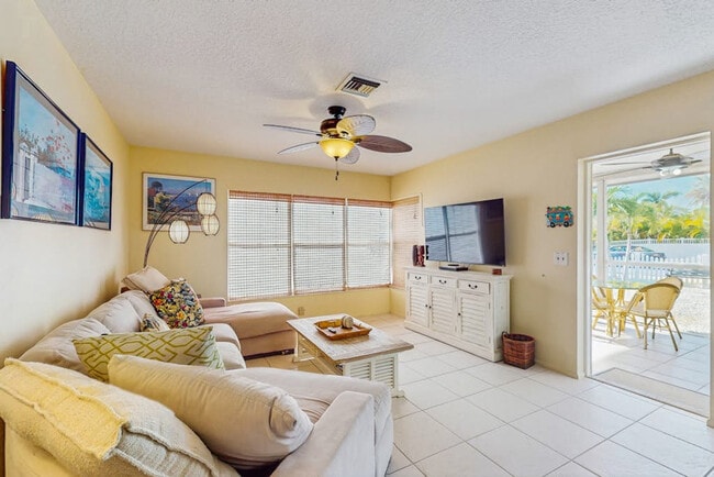 Photo - 70 N Shore Dr Unit SI ID1591429P