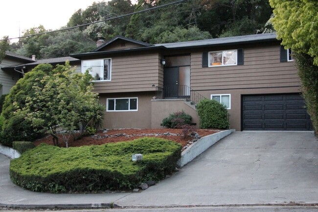 Building Photo - 40 Elysian Fields Dr