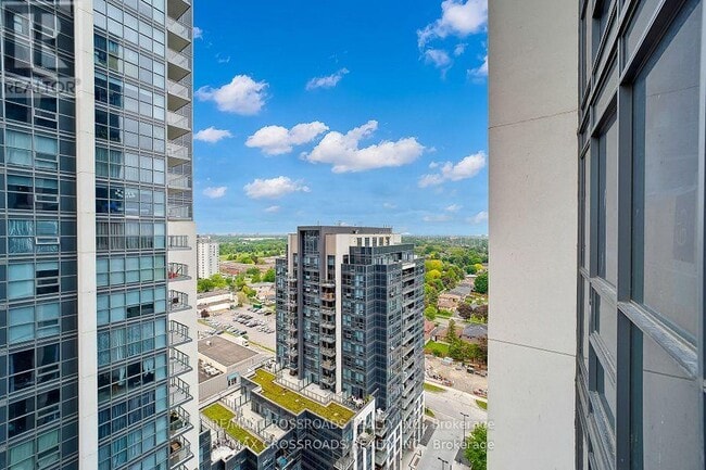 Photo - 20 Meadowglen Pl Unit 1910