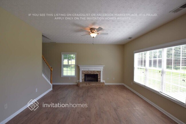Photo - 1013 Crown Landing Pkwy