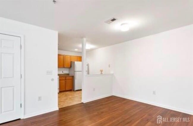 Photo - 106 Chariot Ct