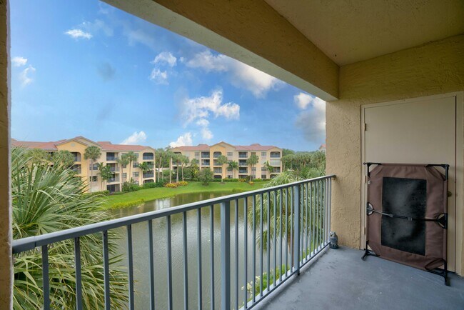 Photo - 100 Uno Lago Dr Unit 402