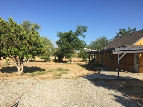 Photo - 3 bedroom/2 bath house WIL VERY LARGE LOT