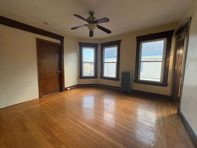 Building Photo - 346 Norton St Unit 2