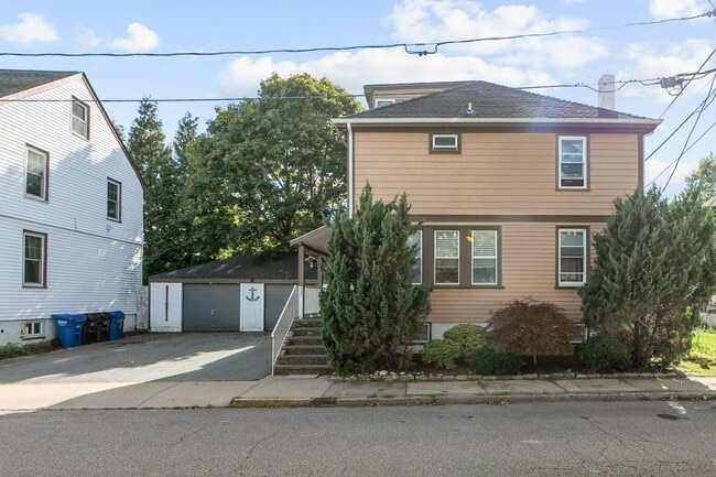 Photo - 21 Slocum St Unit 2