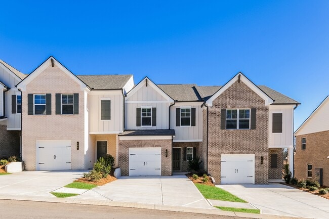 Building Photo - 127 Pyrus Ln