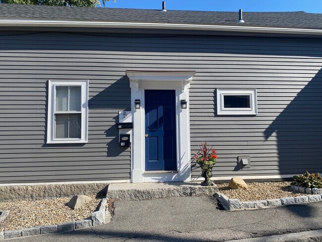 Photo - 5 Cleaves St Unit D