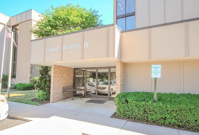 Building Photo - 227 Canal Park Dr Unit 307 Rental