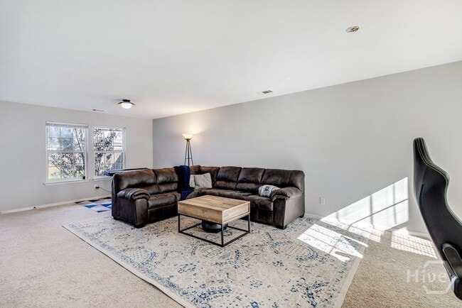 Photo - 3 Blackberry Ln