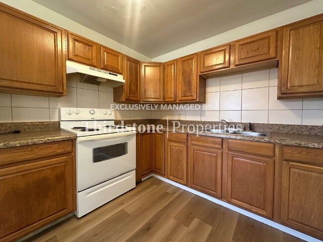 Photo - 5638 Vernon Rd
