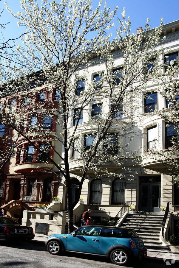 Photo - 130 West 80th Street (j1)