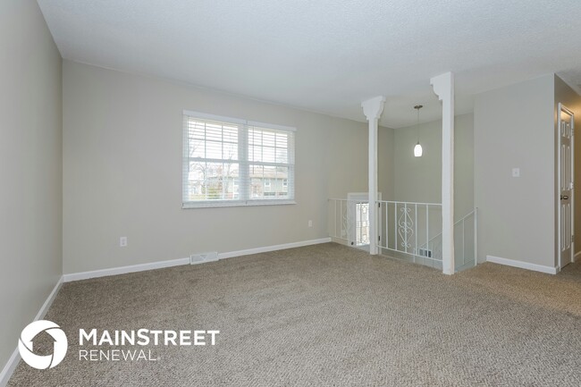 Photo - 504 SW Shamrock Pl