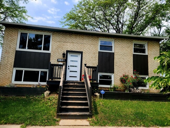 Photo - 3601 W 123rd Pl House