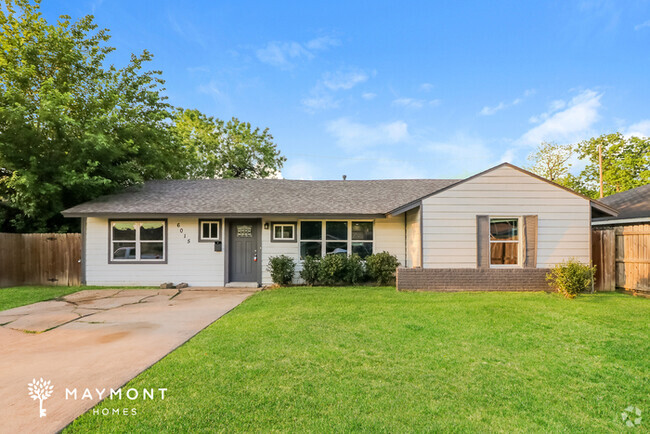 Building Photo - 3 Bedroom Home in Houston