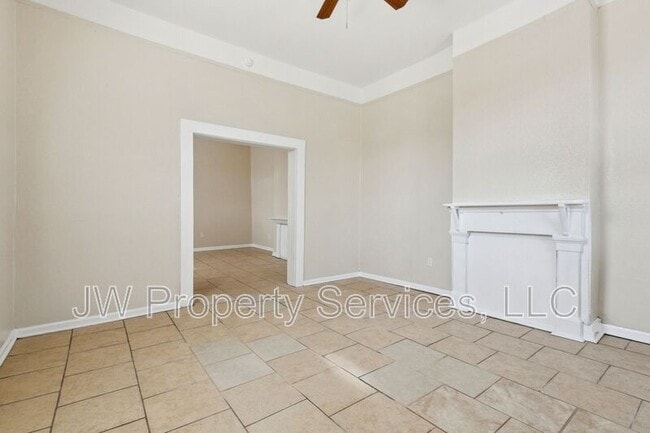 Photo - 2400 Dumaine St