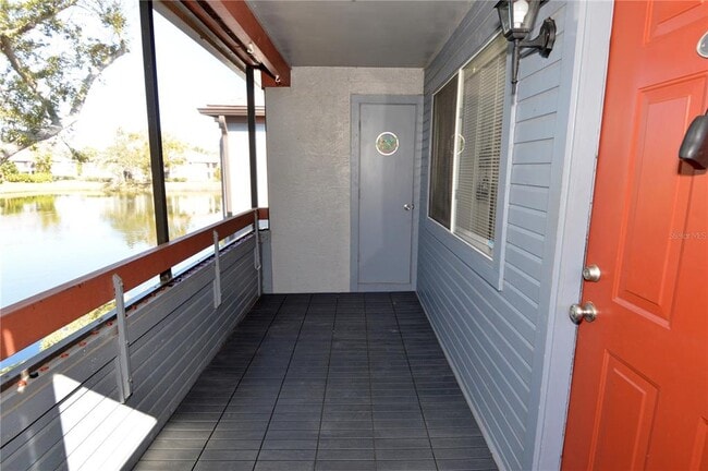 Photo - 10265 Gandy Blvd N Unidad 1010