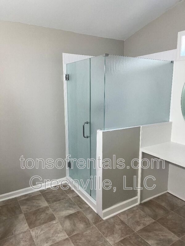 Photo - 7 Stonington Way