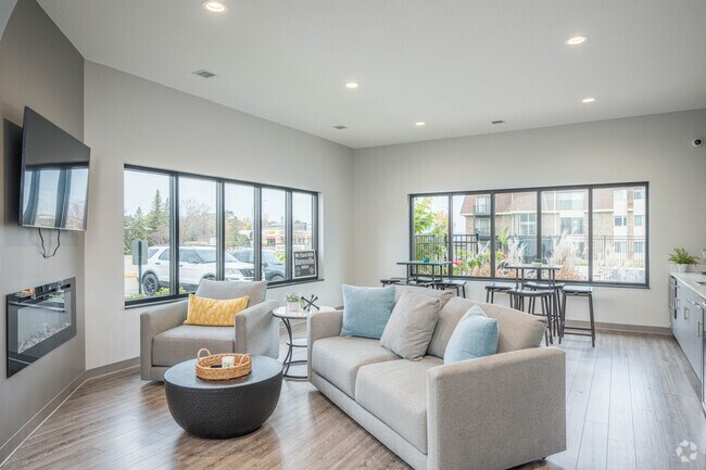 Clubroom - River Ridge Apartments