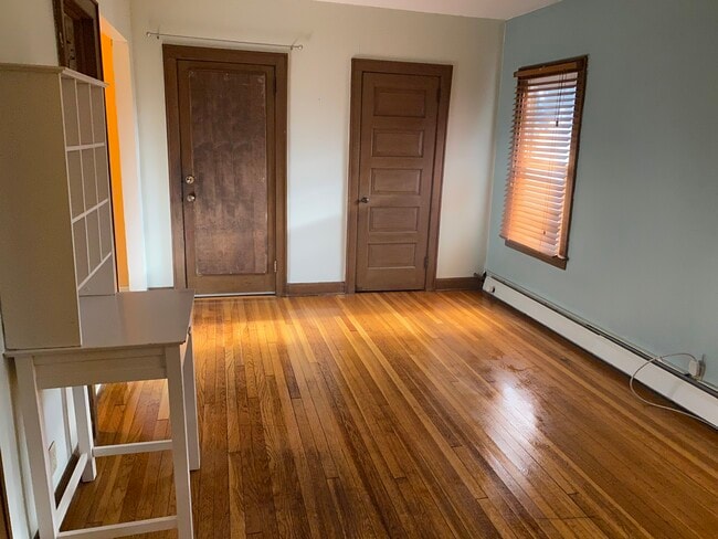 Photo - 1310 W 28th St Unidad #4