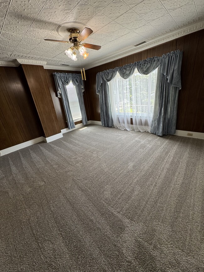 Photo - 606 E Market St Unit 2 -upper