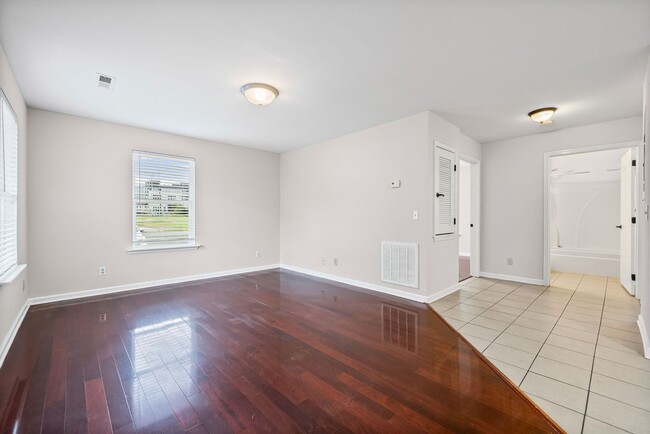 Photo - Minutes from Downtown Nashville!