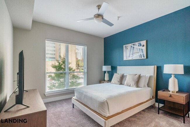 Photo - 1535 Canal St Unidad 308