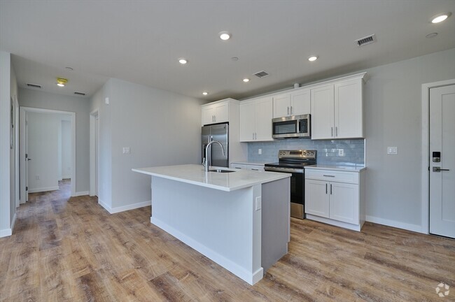 Building Photo - 510 Willard St Unit 406 Rental