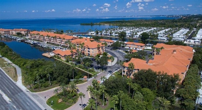 Building Photo - 5000 Culbreath Key Way Unit 8206