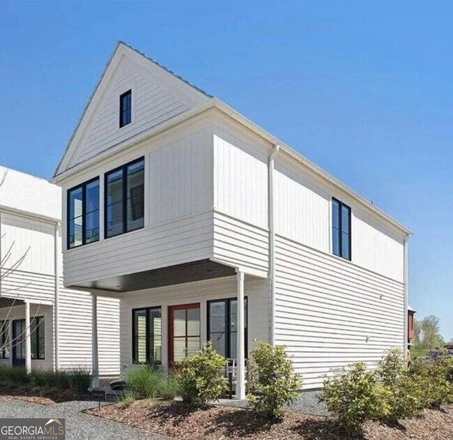 Photo - 167 Ravenhurst Ln