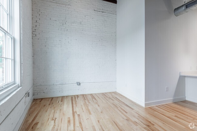 1BR, 1BA