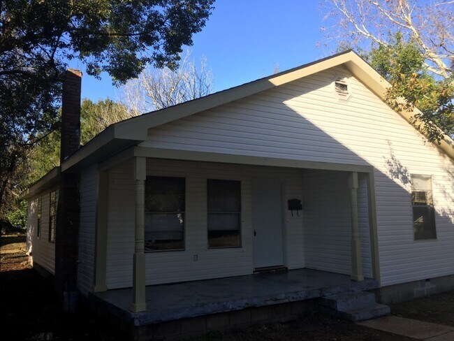 Gulfport 3 Bedroom - Gulfport 3 Bedroom House
