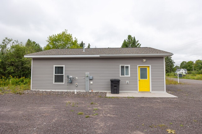 Building Photo - 17245 Atlantic Rental