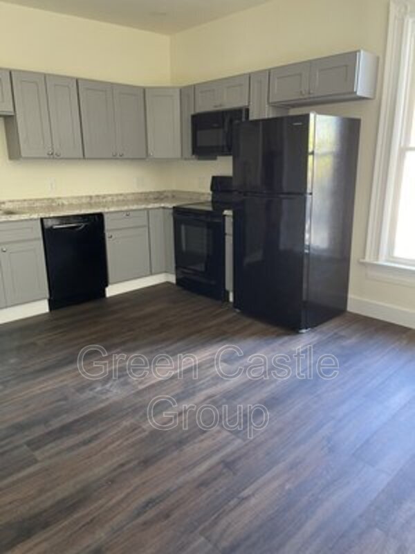 15 Hungerford Terrace Unit 2