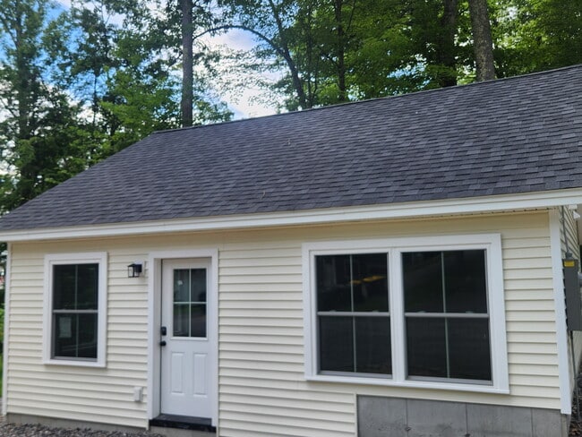 Building Photo - 672 Weirs Blvd Unit 6