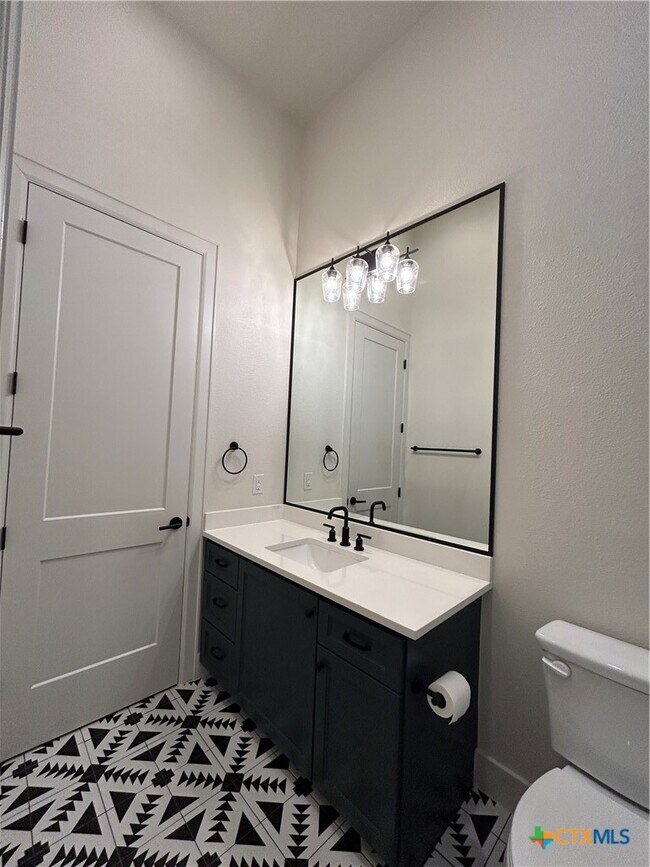 Building Photo - 1269 N Academy Ave