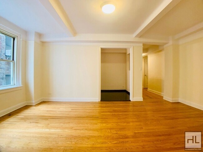 Photo - EAST 10 STREET Unit 9F